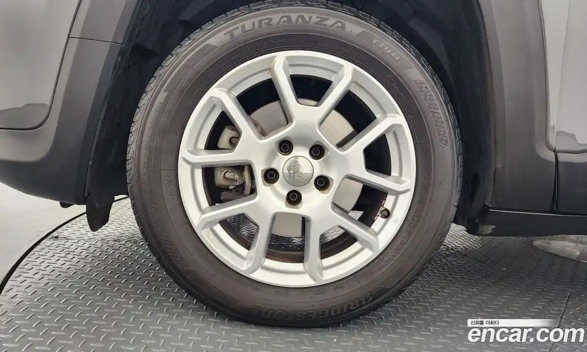 Jeep Renegade 2019 2.4 гидро в Москве № 1198557, фото 5