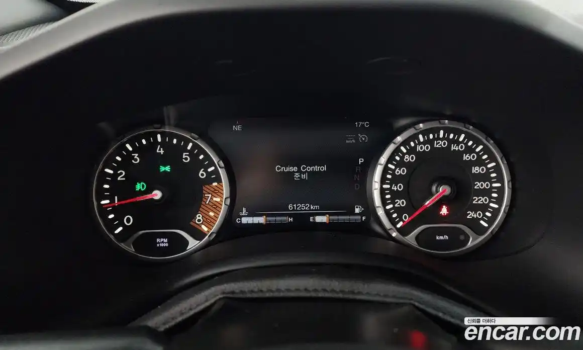 Jeep Renegade 2019 2.4 гидро в Москве № 1198557, фото 8