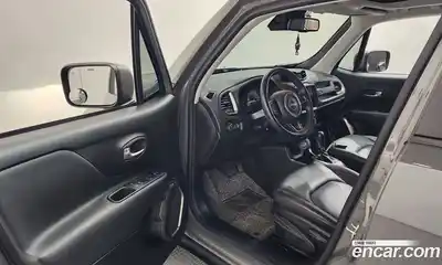 Jeep Renegade 2019 2.4 гидро в Москве № 1198557, миниатюра 10