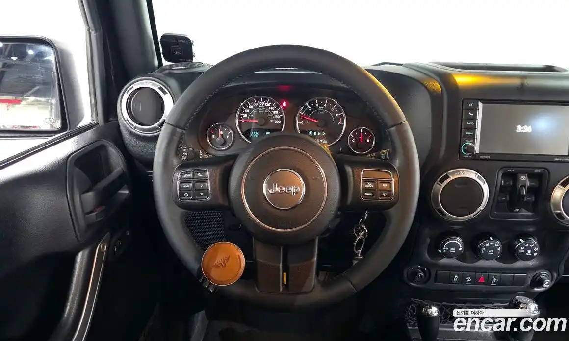 Jeep Wrangler 2016 3.6 гидро в Москве № 1198576, фото 12