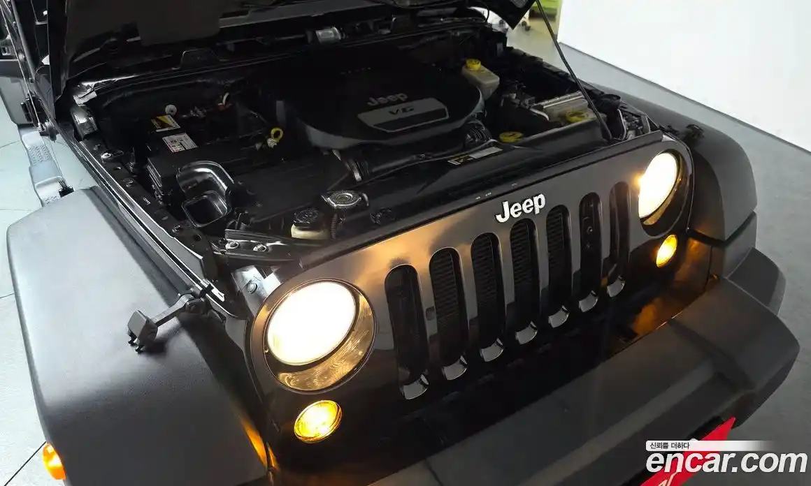 Jeep Wrangler 2016 3.6 гидро в Москве № 1198576, фото 5