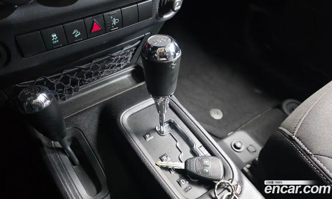 Jeep Wrangler 2016 3.6 гидро в Москве № 1198576, фото 8