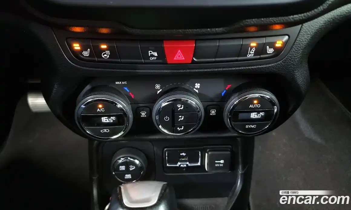 Jeep Renegade 2017 2.0 гидро в Москве № 1198673, фото 16