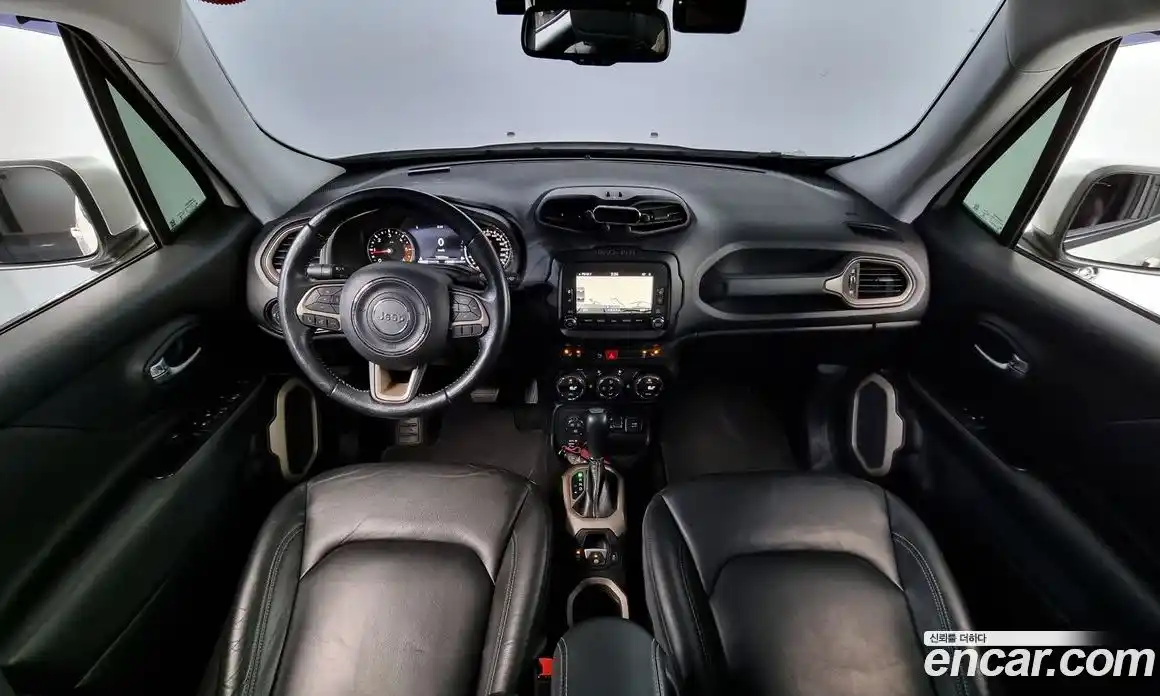 Jeep Renegade 2017 2.0 гидро в Москве № 1198673, фото 7