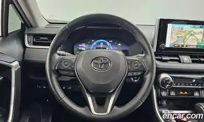 Toyota RAV4 2023 2.5 гидро в Москве № 1198807, миниатюра 12