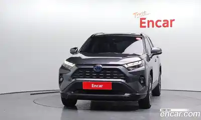Toyota RAV4 2023 2.5 гидро в Москве № 1198807, миниатюра 3