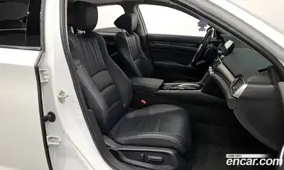 Honda Accord 2018 2.0 гидро в Москве № 1199062, миниатюра 10