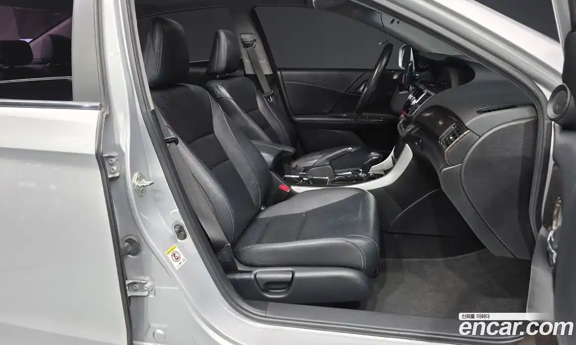 Honda Accord 2013 2.4 гидро в Москве № 1199102, фото 11