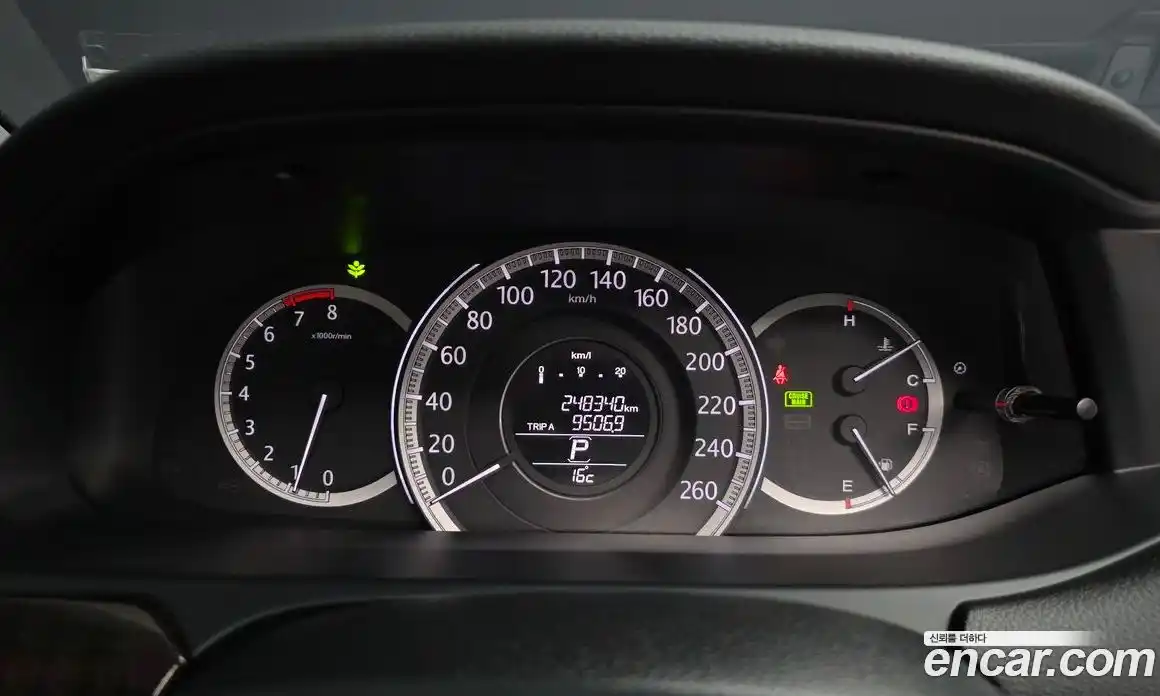 Honda Accord 2013 2.4 гидро в Москве № 1199102, фото 8
