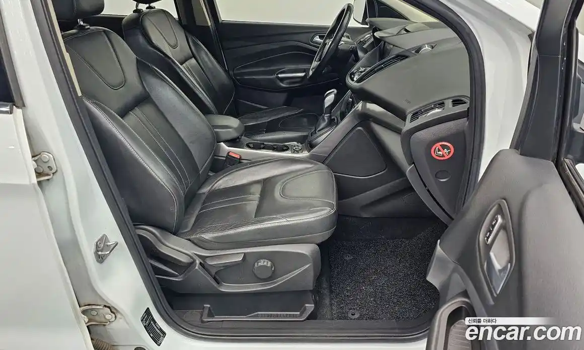 Ford Kuga 2016 2.0 гидро в Москве № 1199333, фото 10