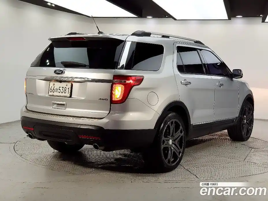 Ford Explorer 2012 3.5 гидро в Москве № 1199425, фото 4