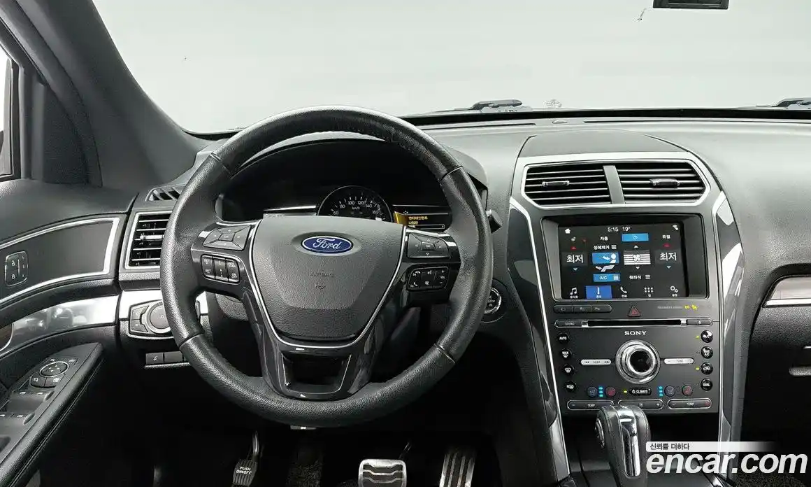 Ford Explorer 2018 2.3 гидро в Москве № 1199512, фото 8