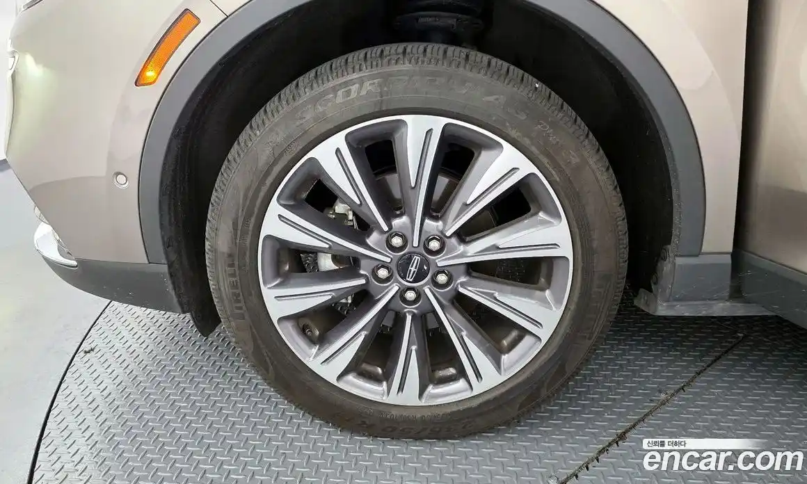 Lincoln Corsair 2020 2.0 гидро в Москве № 1199583, фото 5