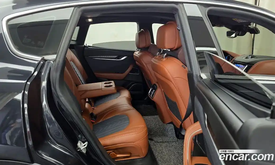 Maserati Levante 2020 3.0 гидро в Москве № 1199725, фото 12