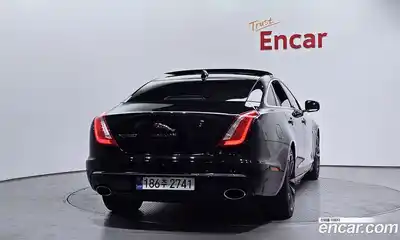 Jaguar XJ 2018 3.0 гидро в Москве № 1199798, миниатюра 4