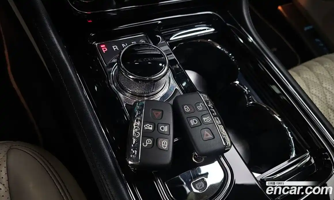 Jaguar XJ 2018 3.0 гидро в Москве № 1199798, фото 9