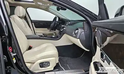 Jaguar XJ 2018 3.0 гидро в Москве № 1199798, миниатюра 10