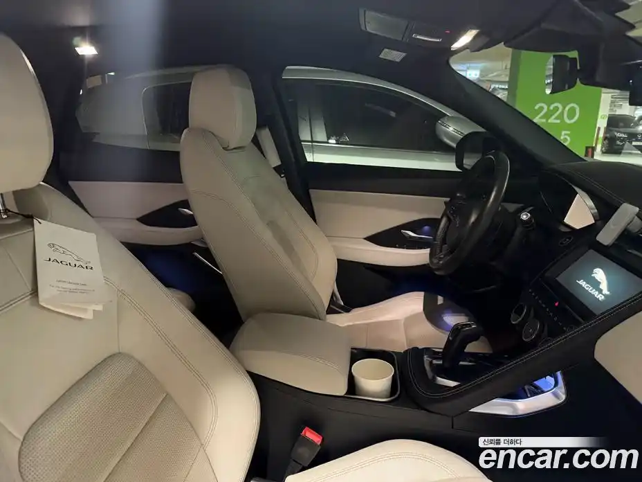 Jaguar E-Pace 2018 2.0 гидро в Москве № 1199864, фото 10