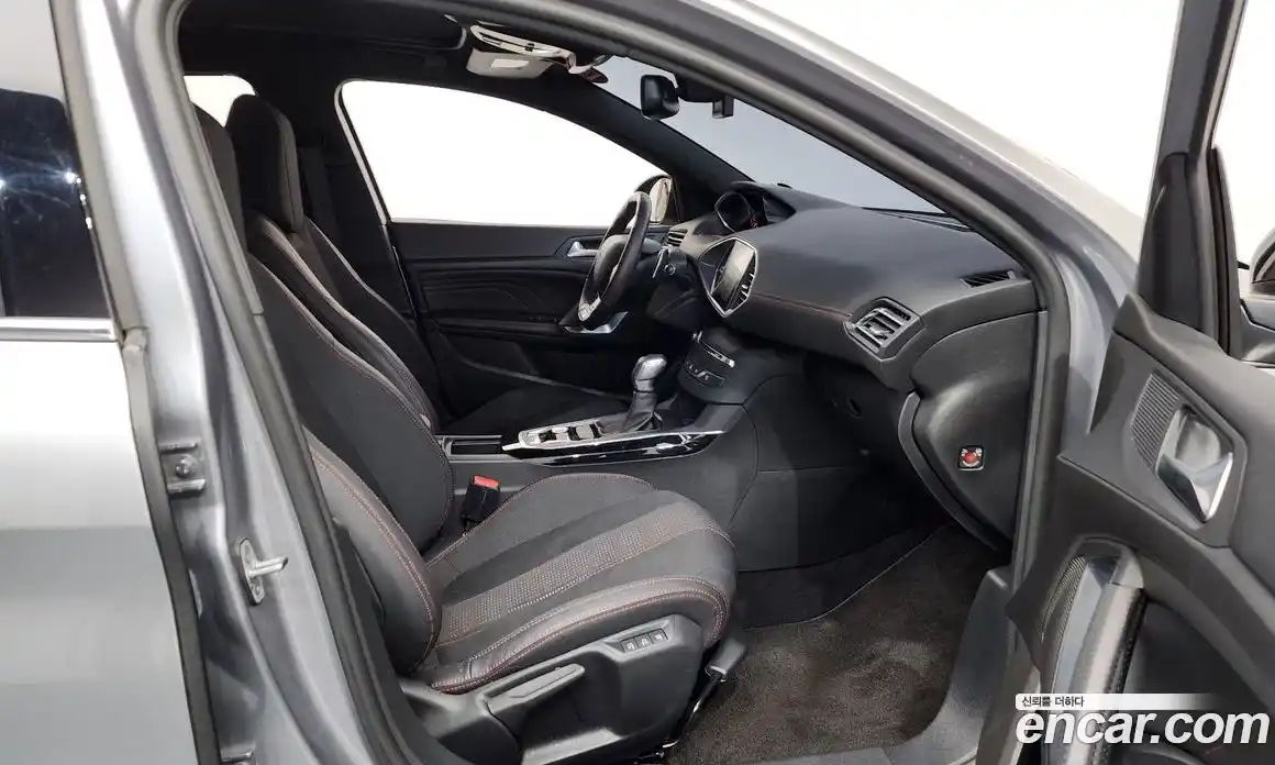 Peugeot 308 2017 1.6 гидро в Москве № 1200065, фото 11