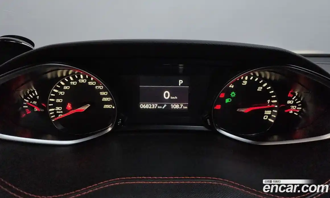 Peugeot 308 2017 1.6 гидро в Москве № 1200065, фото 8