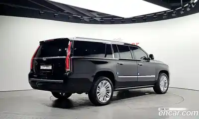 Cadillac Escalade 2019 6.2 гидро в Москве № 1200317, миниатюра 2