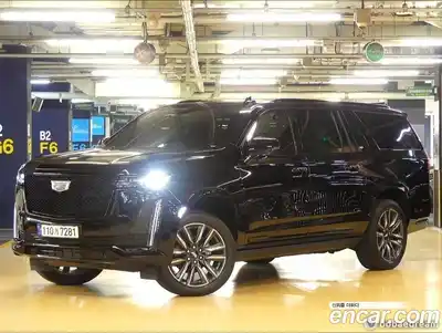 Cadillac Escalade 2023 6.2 гидро в Москве № 1200374, миниатюра 2