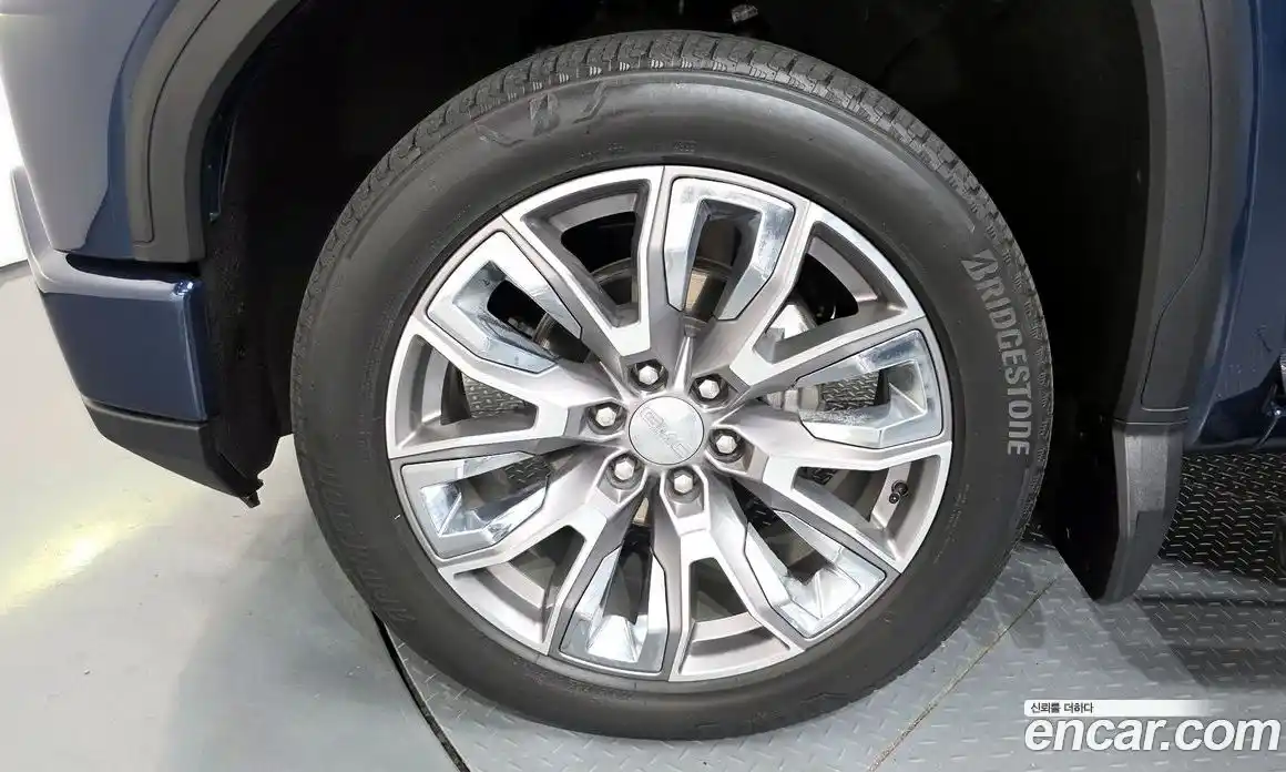 GMC Sierra 2023 6.2 гидро в Москве № 1200615, фото 5