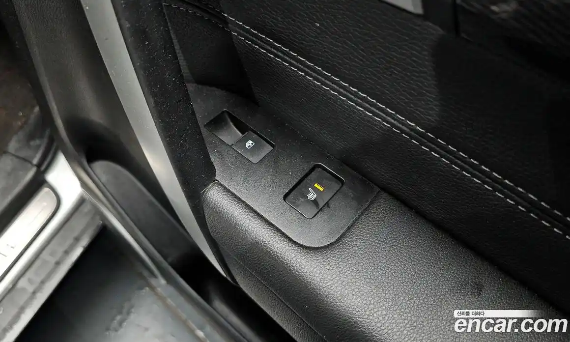 Chevrolet Captiva 2015 2.0 гидро в Москве № 1212152, фото 19