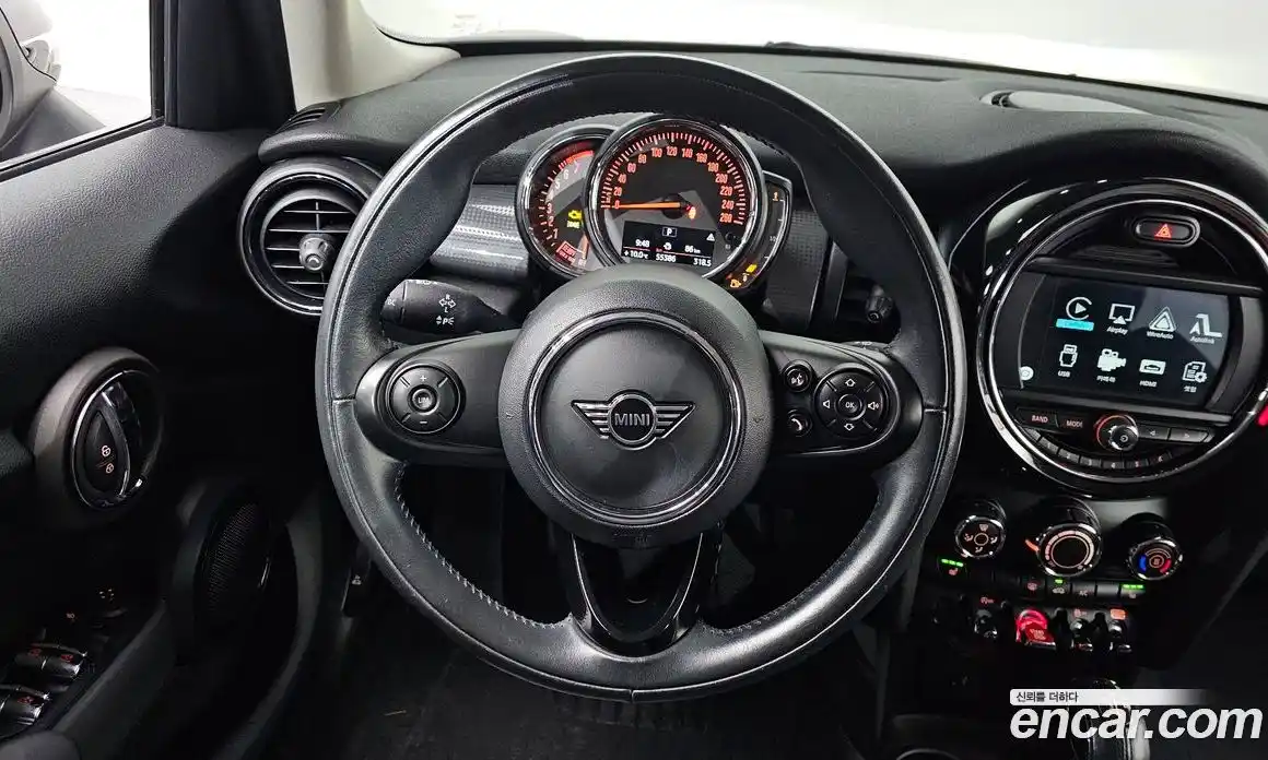 Mini Cooper 2019 1.5 гидро в Москве № 149588, фото 14