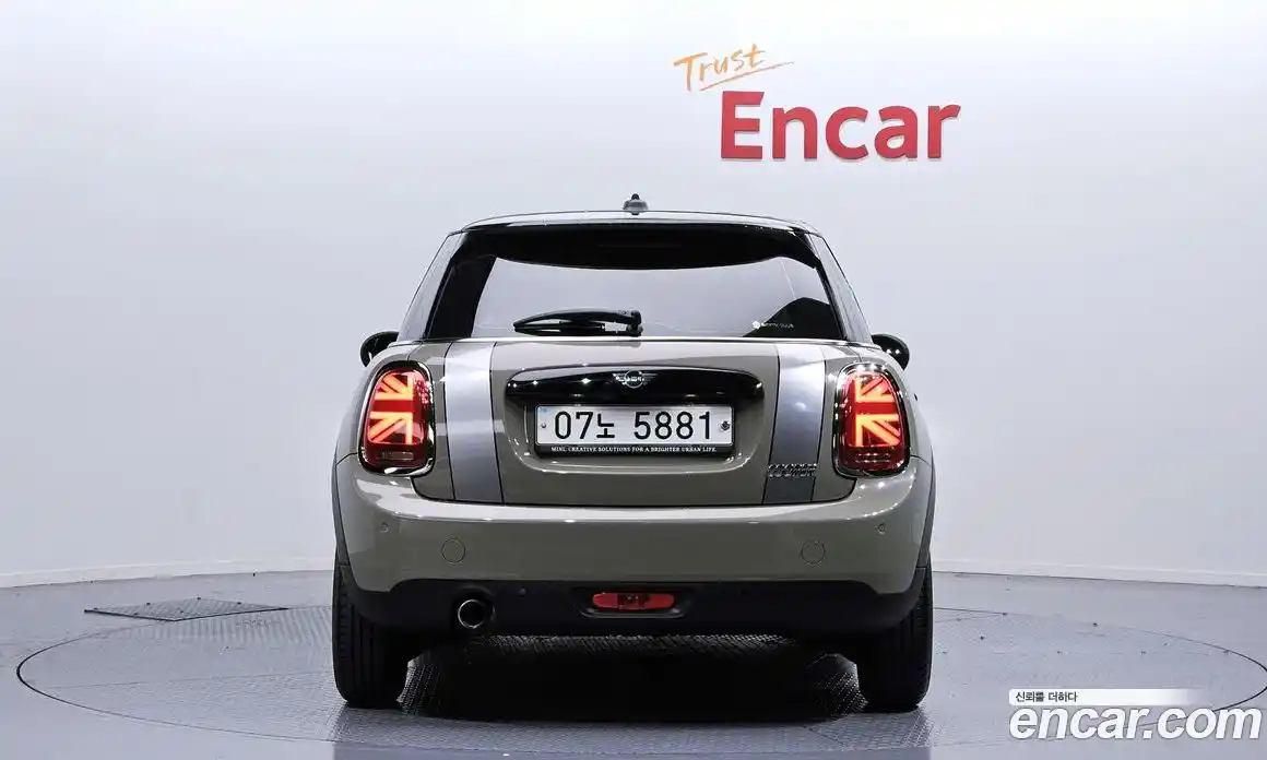Mini Cooper 2019 1.5 гидро в Москве № 149588, фото 4