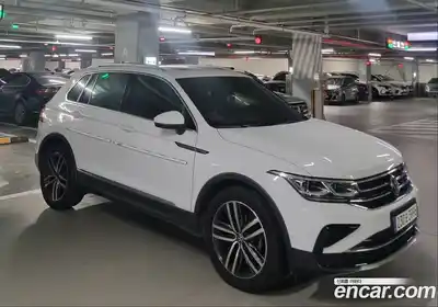 Volkswagen Tiguan 2023 2.0 гидро в Москве № 169161, миниатюра 2