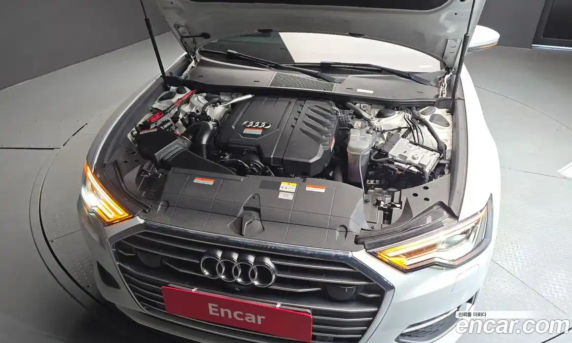 Audi A6 2023 2.0 гидро, фото 6
