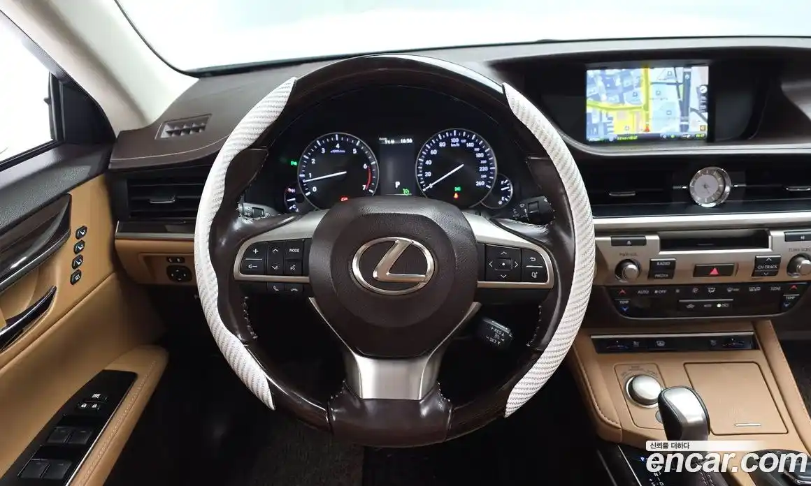Lexus ES 2016 3.5 гидро в Москве № 214651, фото 12