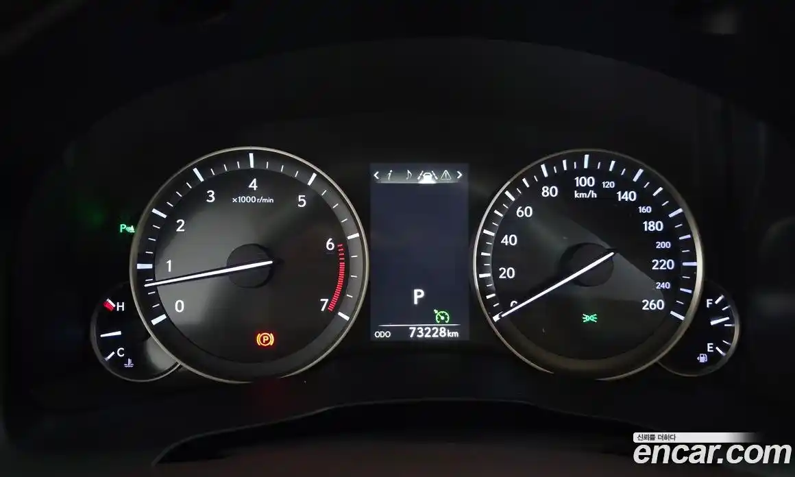 Lexus ES 2016 3.5 гидро в Москве № 214651, фото 7