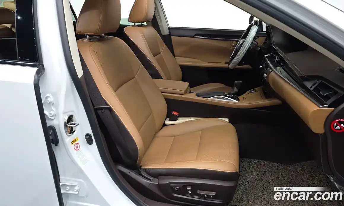 Lexus ES 2016 3.5 гидро в Москве № 214651, фото 9