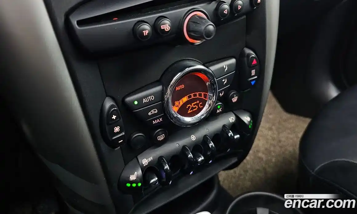 Mini Countryman 2015 2.0 гидро в Москве № 223490, фото 19
