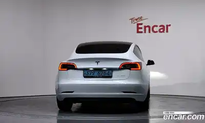 Tesla Model 3 2022 0.2 гидро в Москве № 231812, миниатюра 4