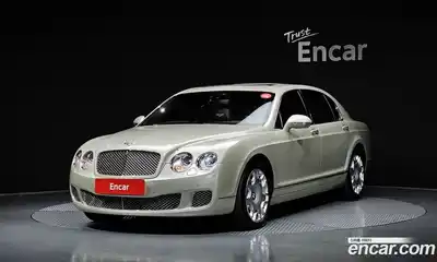 Bentley Flying Spur, 2011
