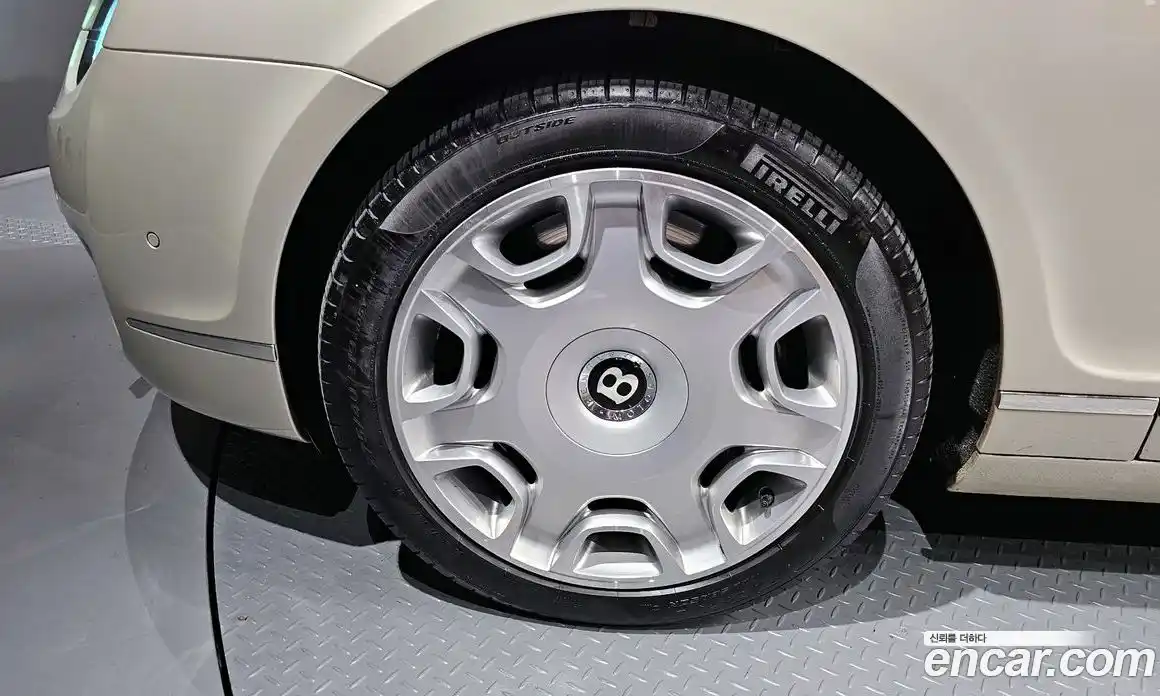 Bentley Flying Spur 2011 6.0 гидро в Москве № 256689, фото 5