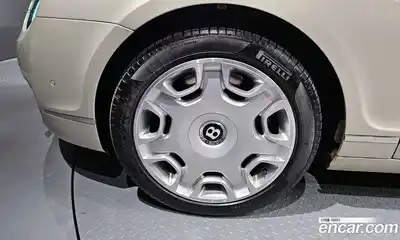 Bentley Flying Spur 2011 6.0 гидро в Москве № 256689, миниатюра 5