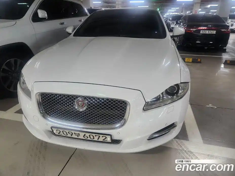 Jaguar XJ 2015 3.0 гидро в Москве № 284008, фото 5