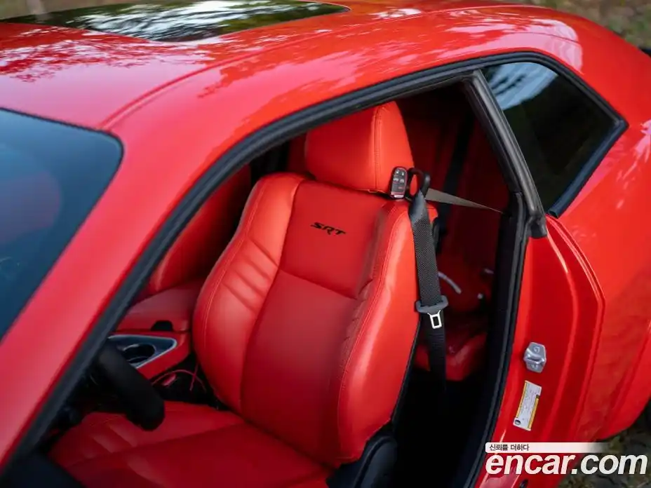 Dodge Challenger 2020 6.4 гидро в Москве № 393007, фото 7