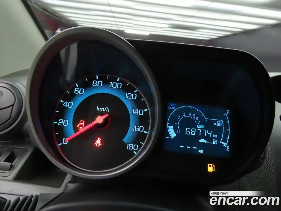 Chevrolet Spark 2013 1.0 гидро в Москве № 105816, фото 11