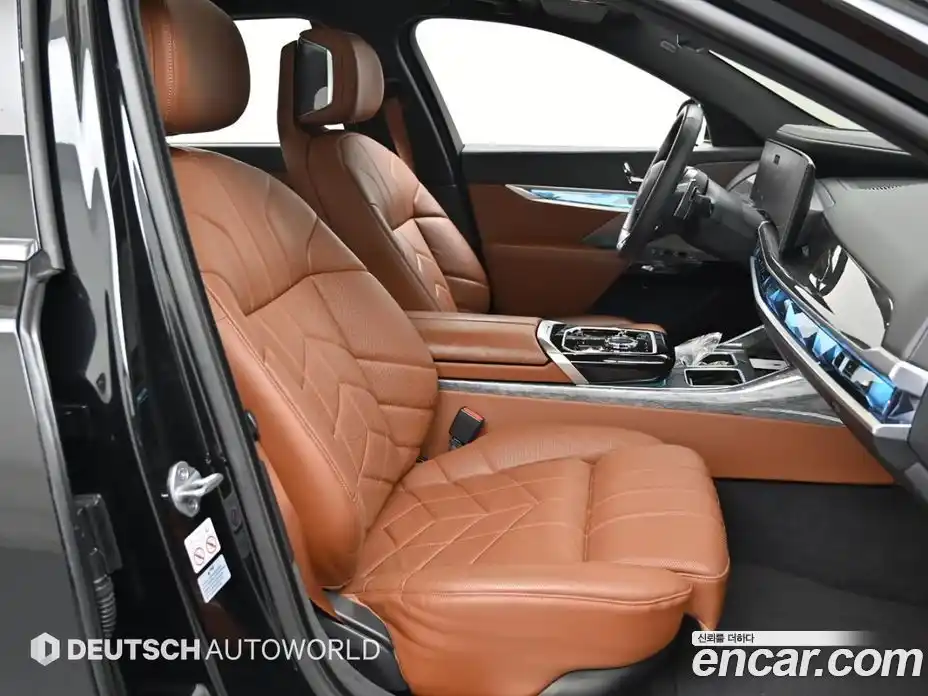 BMW 7-Series 2024 3.0 гидро в Москве, фото 11
