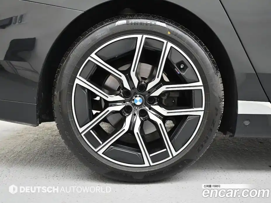 BMW 7-Series 2024 3.0 гидро в Москве, фото 6