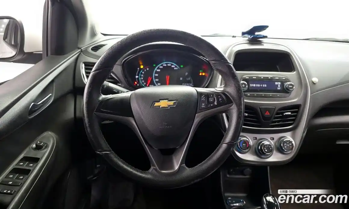 Chevrolet Spark 2016 1.0 Автомат в Москве № 1190167, фото 13