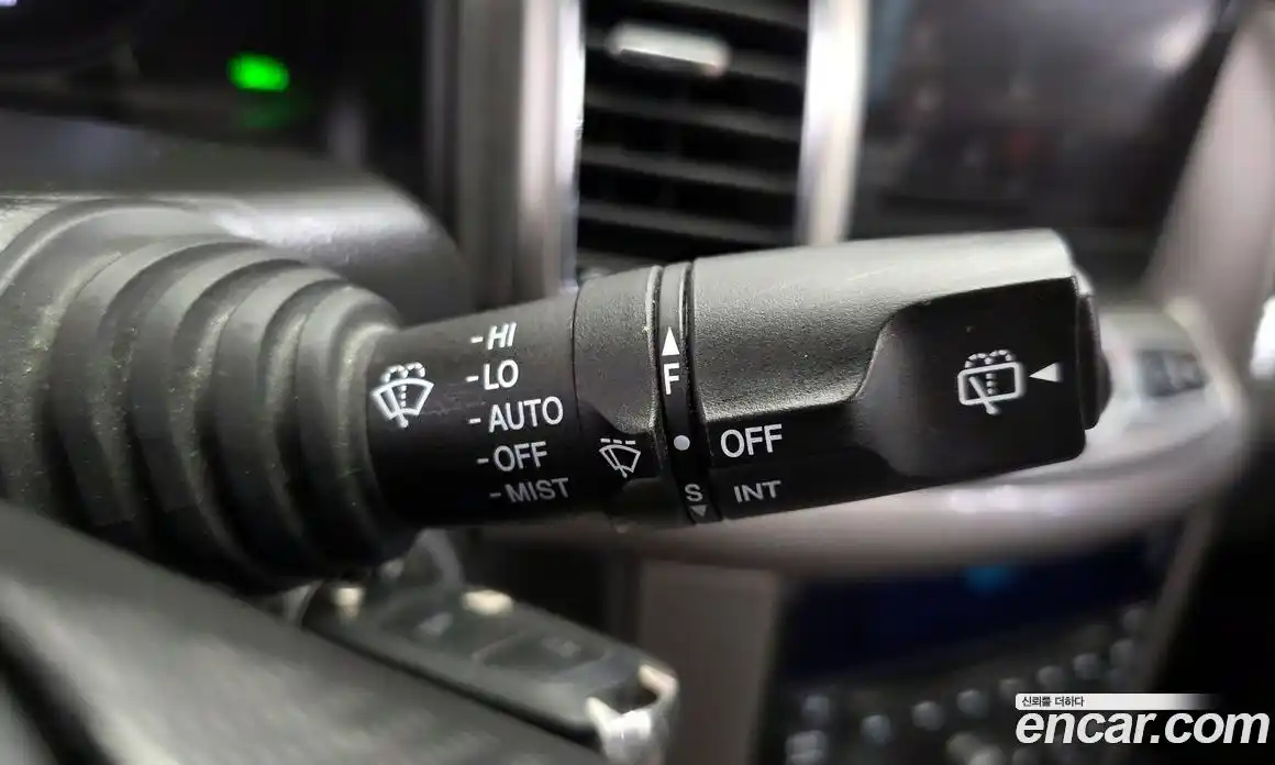 Chevrolet Captiva 2012 2.0 Автомат в Москве № 1190248, фото 16