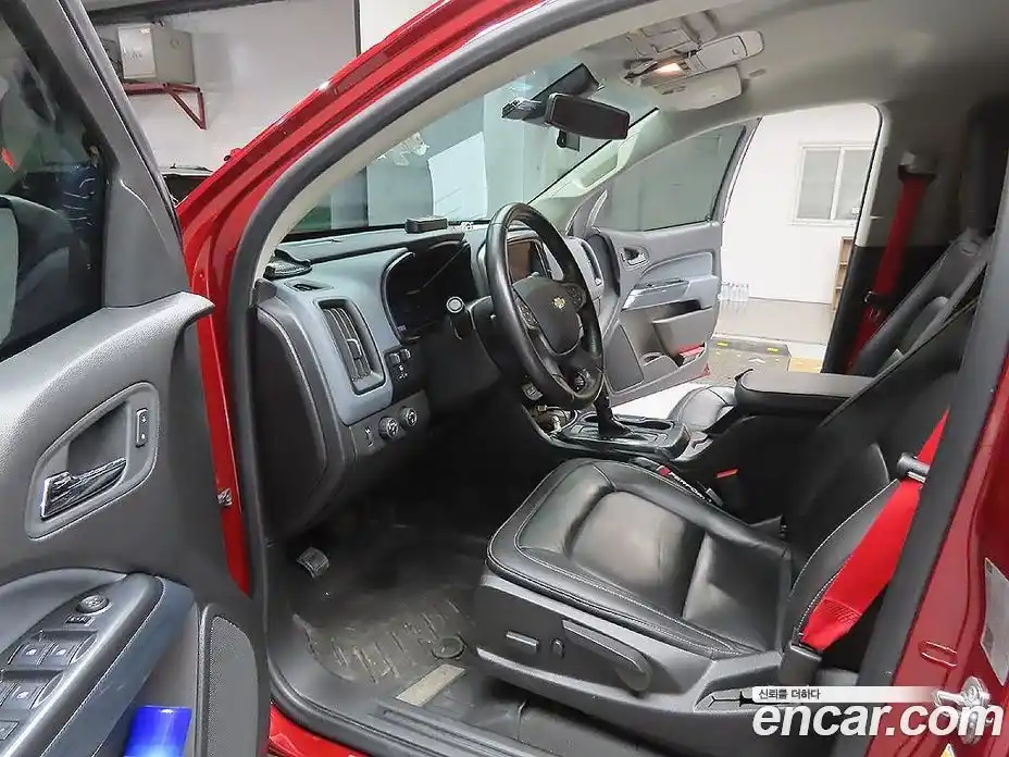 Chevrolet Colorado 2021 3.6 Автомат в Москве № 1190362, фото 8