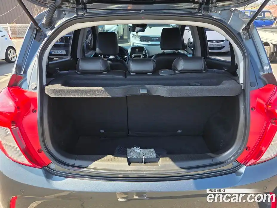 Chevrolet Spark 2019 1.0 Автомат в Москве № 1190406, фото 17