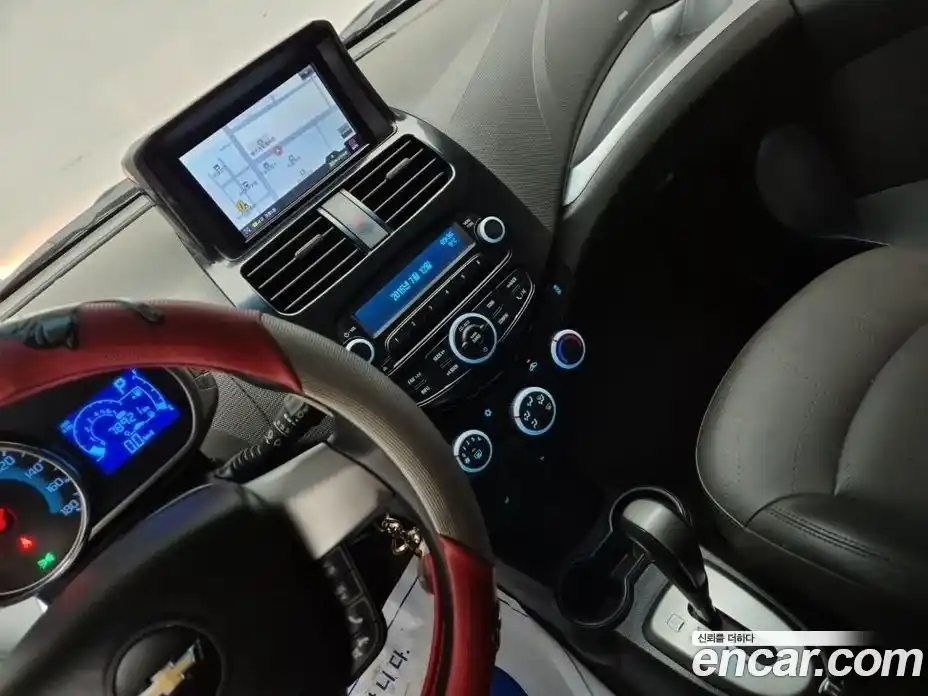 Chevrolet Spark 2015 1.0 Автомат в Москве № 1190453, фото 10